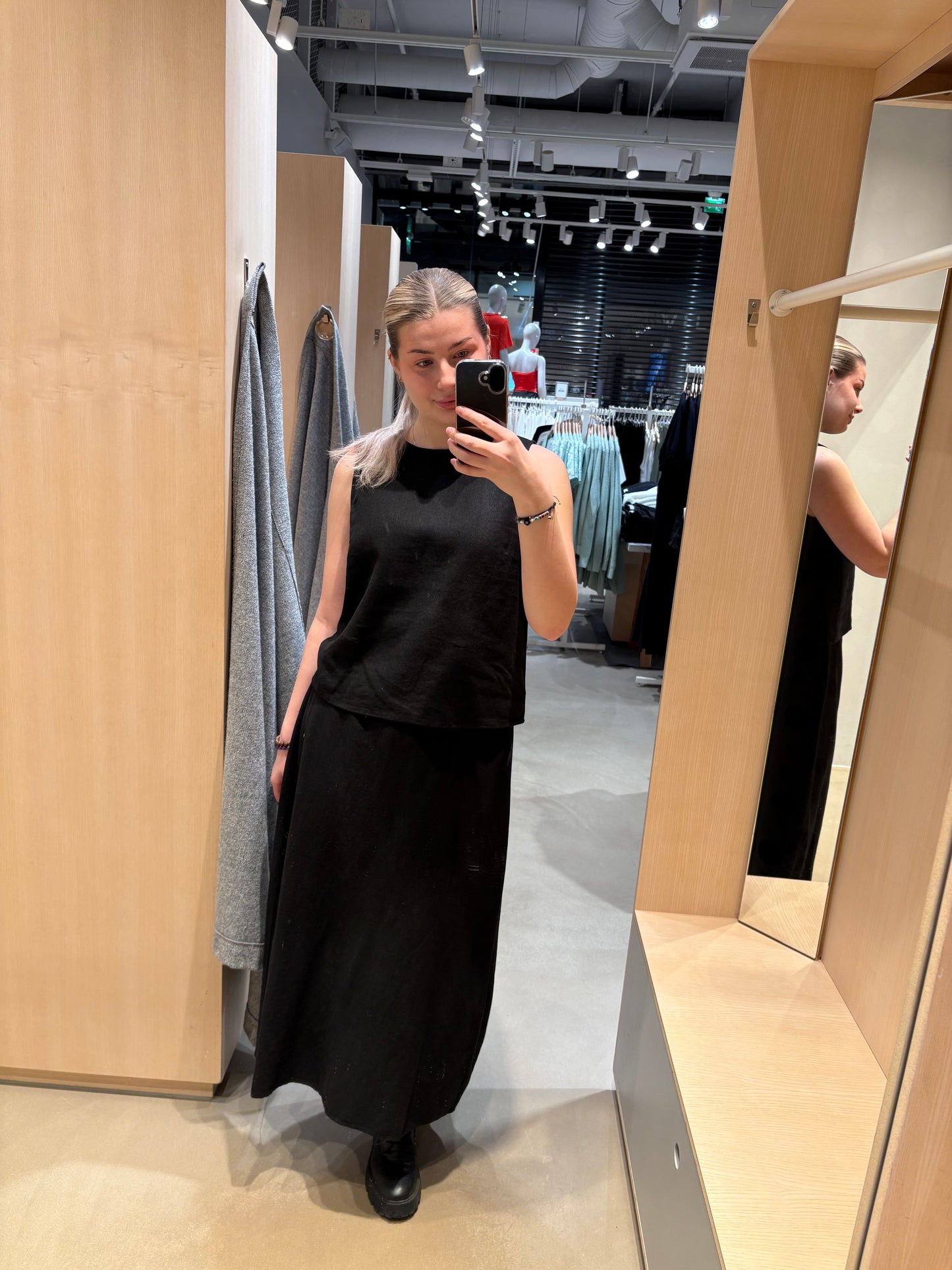 VIJOLANDA Top - Black