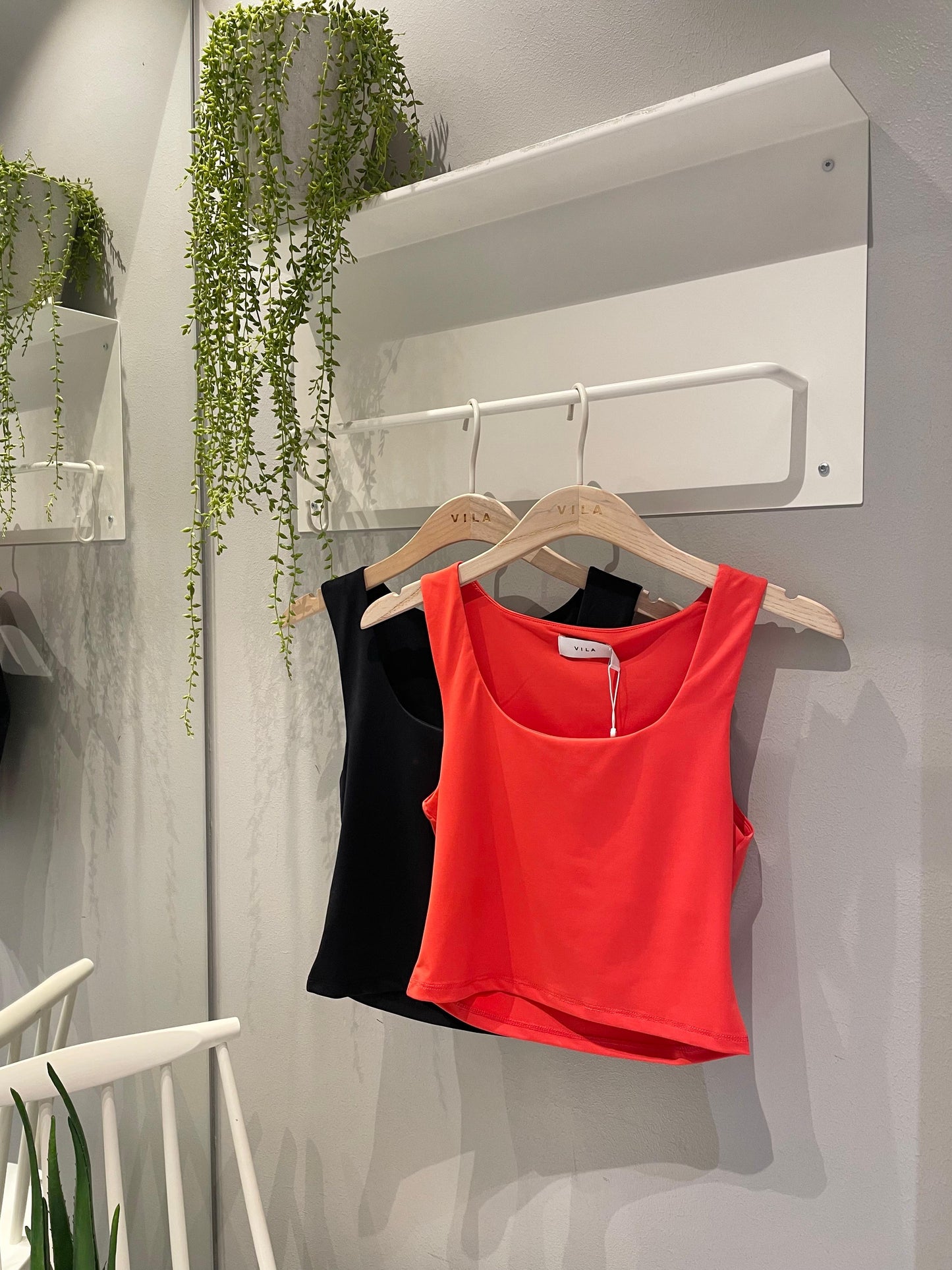 VIKENZA Tank-Top - Poppy Red
