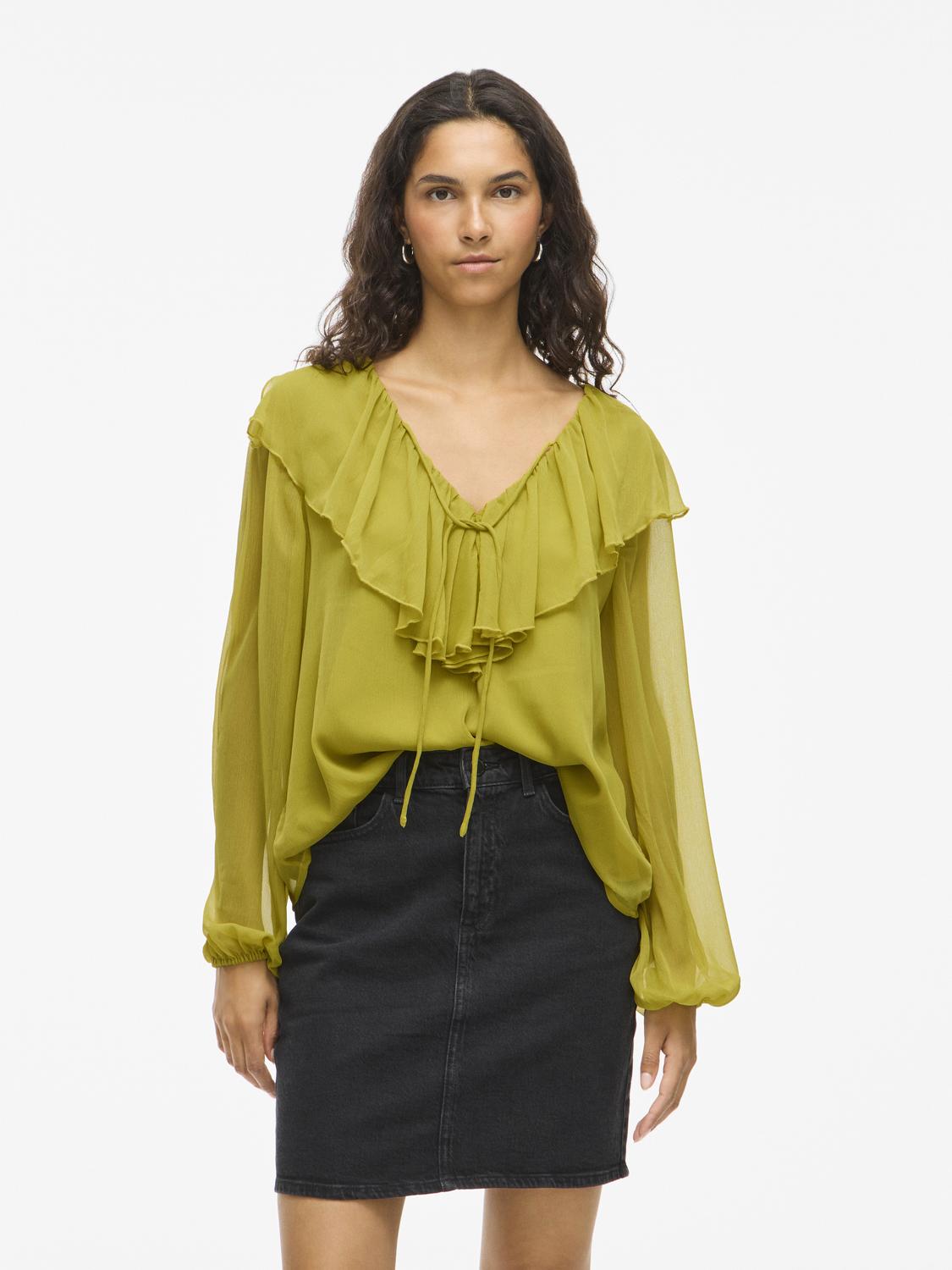 model_shot-front