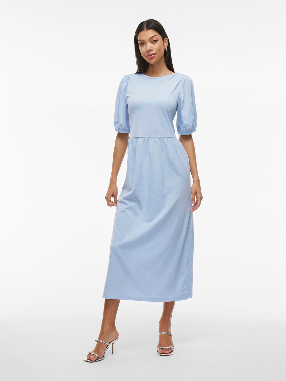 model_shot-front