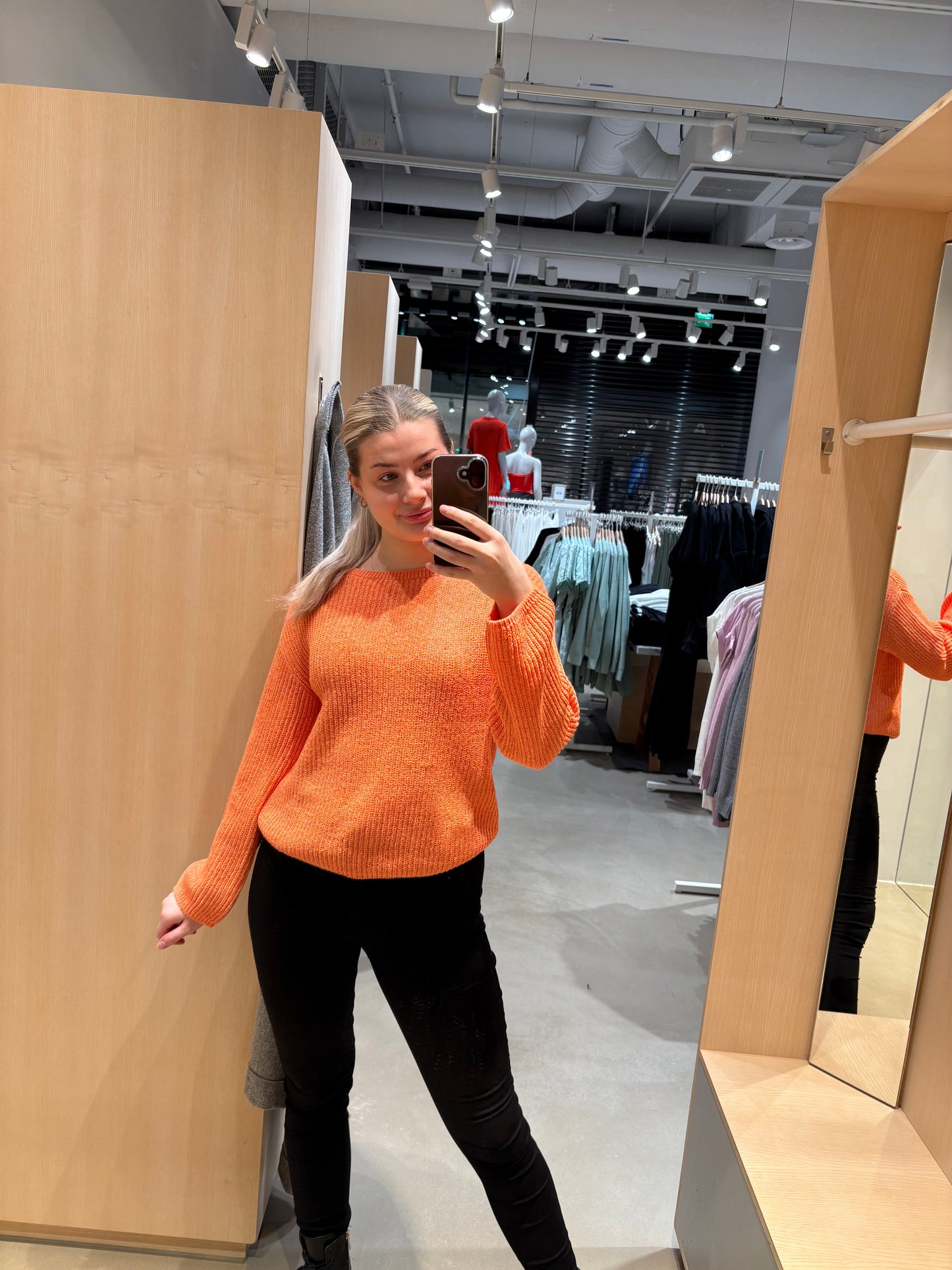VISUMMI Pullover - Cadmium Orange