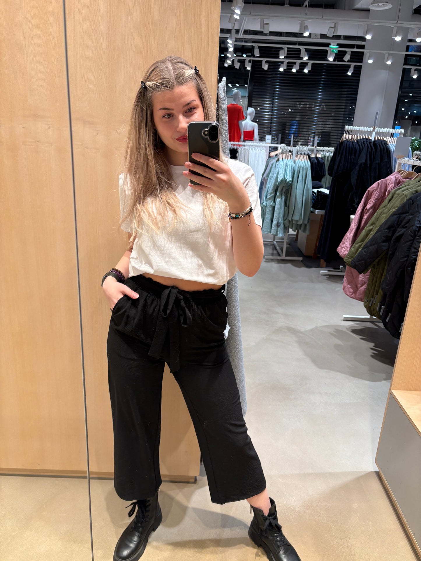 VIJOSA Culotte Pants - Black Beauty