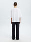 model_shot-back